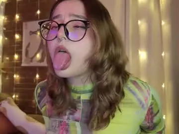 Chaturbate Adult Webcams of hazelbrownn23