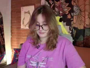 Chaturbate Live Sex Cam of hazelbrownn23