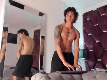 Chaturbate Sex Chat of tonybenedetti