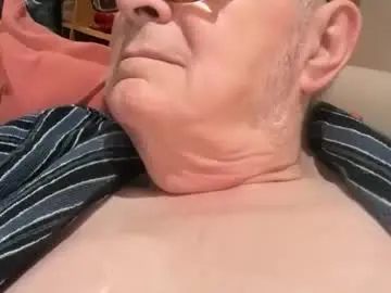 Chaturbate Live Sex Cam of ian53a