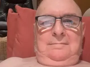 Chaturbate Free Porn Cam of ian53a