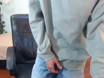 Chaturbate Live Porn of lucasssmith11