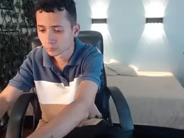 Chaturbate Best live sex cam show of lucasssmith11