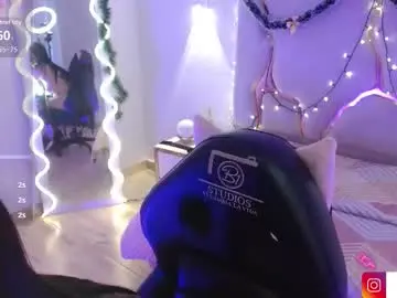 Chaturbate Watch Live Sex Cams of rosalind_tay