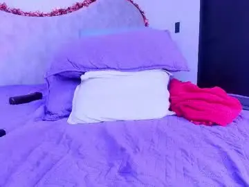 Chaturbate Adult Webcams of shelsy_loreds