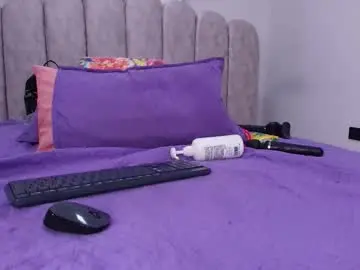 Chaturbate Adult Video Chat of shelsy_loreds