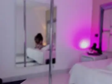 Chaturbate Live Sex Cam of snakemuse