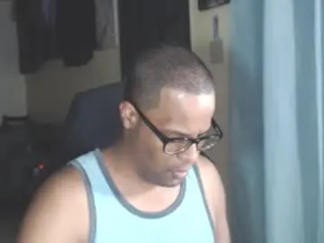 Chaturbate Live Sex Cam of toni2814