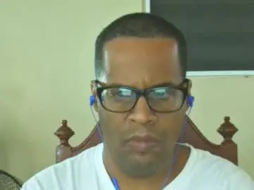 Chaturbate Adult Webcams of toni2814