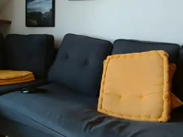 19djulia from chaturbate