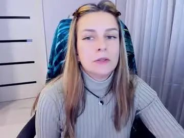 alexiayellow from chaturbate