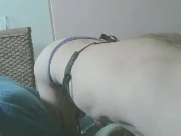 Chaturbate Adult Video Chat of annitsxfastnsa