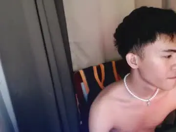 Chaturbate Free Live Porn of holy_fucker21