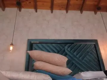 Chaturbate Live Sex Cam of marttina_ruiz