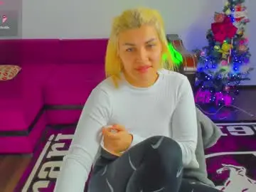 Chaturbate Watch Live Sex Cams of miakittyy