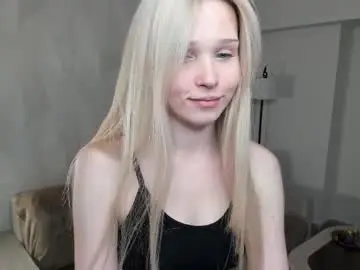 Chaturbate Watch Live Sex Cams of mikaelataron