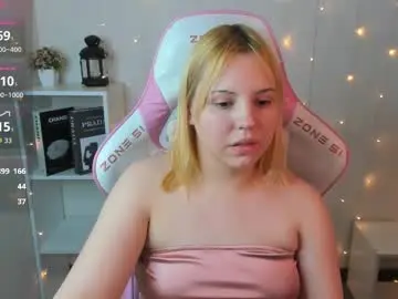 Chaturbate Live Sex Cam of mon1ca_jones