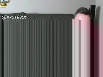 Chaturbate Watch Live Sex Cams of sexystbboy