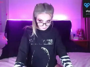 Chaturbate Private Sex Chat of shysweetrish