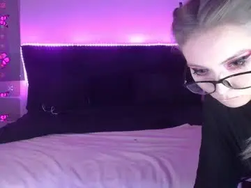 Chaturbate Adult Webcam of shysweetrish