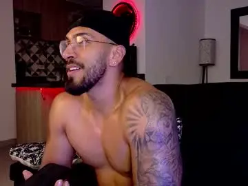 Chaturbate Adult Video Chat of tony_muscle1