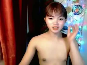 Chaturbate Live Sex Cam of sensational_yeng