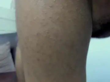 Chaturbate Live Sex Cam of sky_dancer