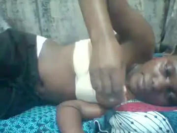 Chaturbate Live Sex Cam of tina2030