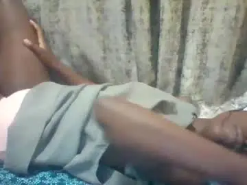 Chaturbate Live Sex Cam of tina2030