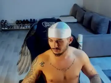 Chaturbate Live Porn of jonnyporn1