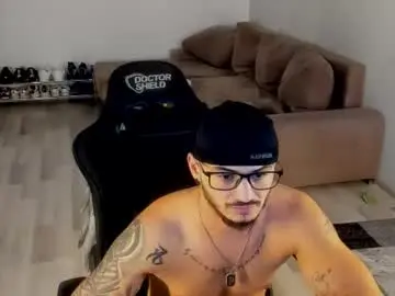 Chaturbate Free Porn Cam of jonnyporn1