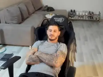 Chaturbate Watch Live Sex Cams of jonnyporn1