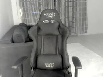 Chaturbate Live Porn of jonnyporn1