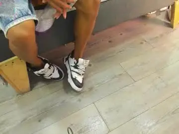 Chaturbate Best live sex cam show of kendra_london