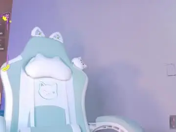 Chaturbate Sex Chat of ahvi_ebony