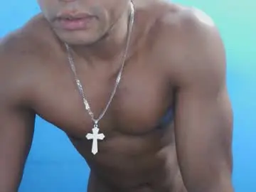 Chaturbate Live Sex Cam of blackkiss_sweet