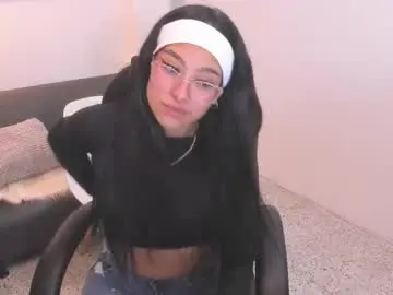 Chaturbate Adult Webcams of claire_aristizabal