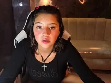 lisa_doll_tx from chaturbate