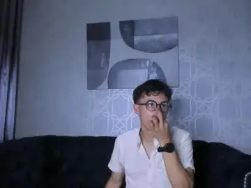 Chaturbate Adult Video Chat of niklasravn