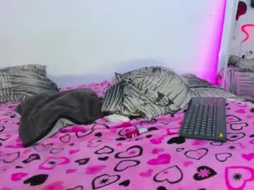 sara_gil17 from chaturbate