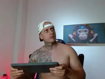 Chaturbate Live Sex Cam of joeysexx1