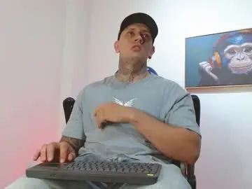 Chaturbate Adult Webcams of joeysexx1