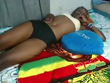 Chaturbate Live Porn of kirah_hot