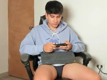 Chaturbate Live Porn of leo_jones389