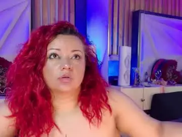 lilyybigass from chaturbate