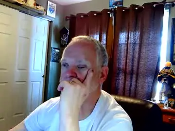 Chaturbate Live Sex Cam of midwestdad09