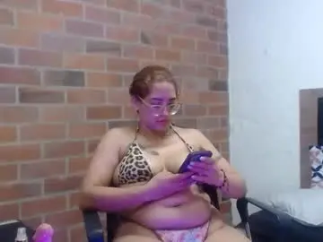 Chaturbate Free Live Porn of selena_tits_