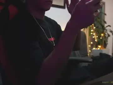 Chaturbate Live Sex Cam of vito_benz