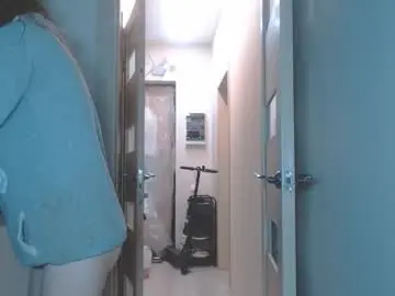 Chaturbate Free Live Porn of kira_foxy_