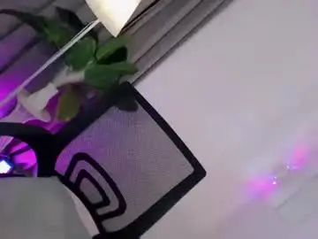 Chaturbate Sex Chat of sweetestnightmare1